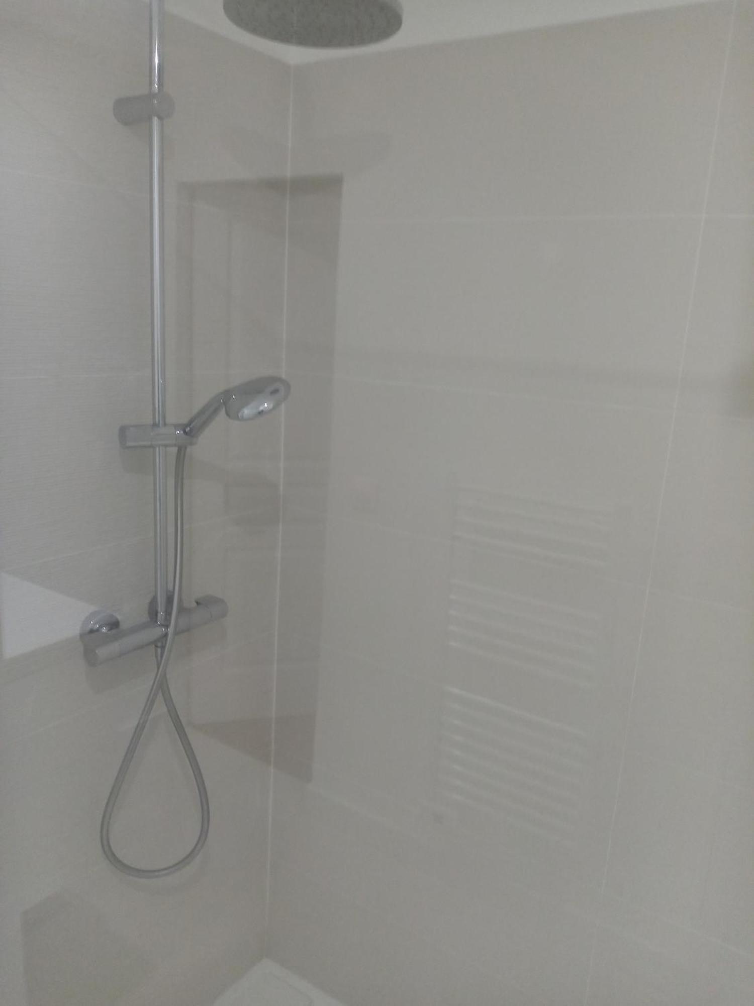 Quartier Le Plus Anime De Marseille "La Plaine Cours Julien "Chambre Avec Salle De Bain Wc Privee Integrees "Dans Appartement Экстерьер фото