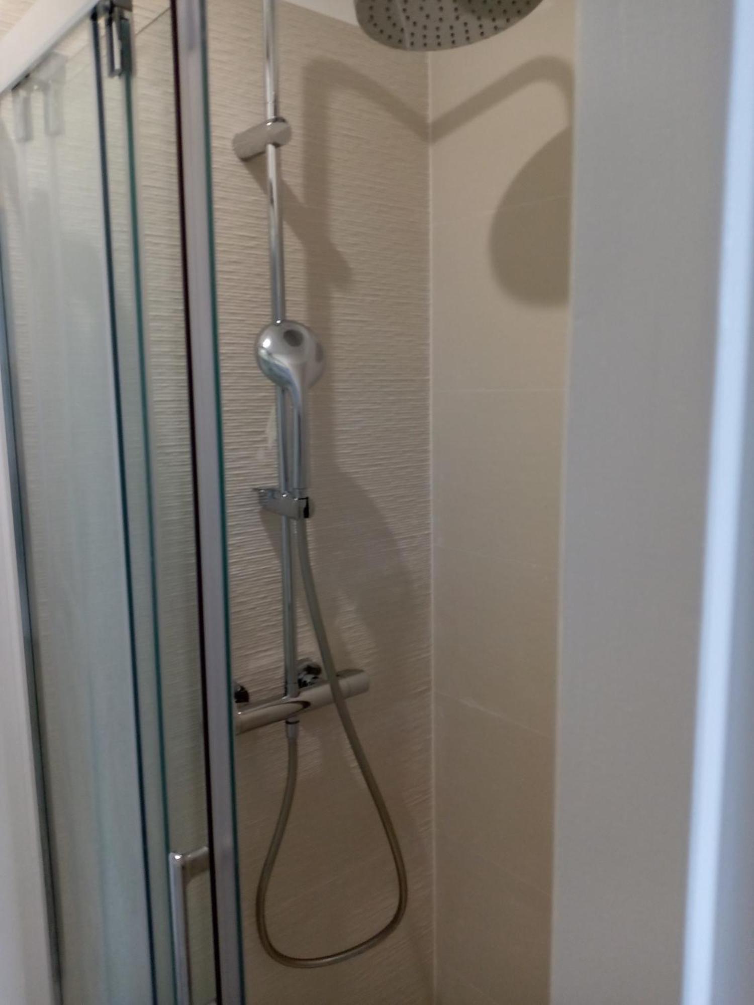 Quartier Le Plus Anime De Marseille "La Plaine Cours Julien "Chambre Avec Salle De Bain Wc Privee Integrees "Dans Appartement Экстерьер фото
