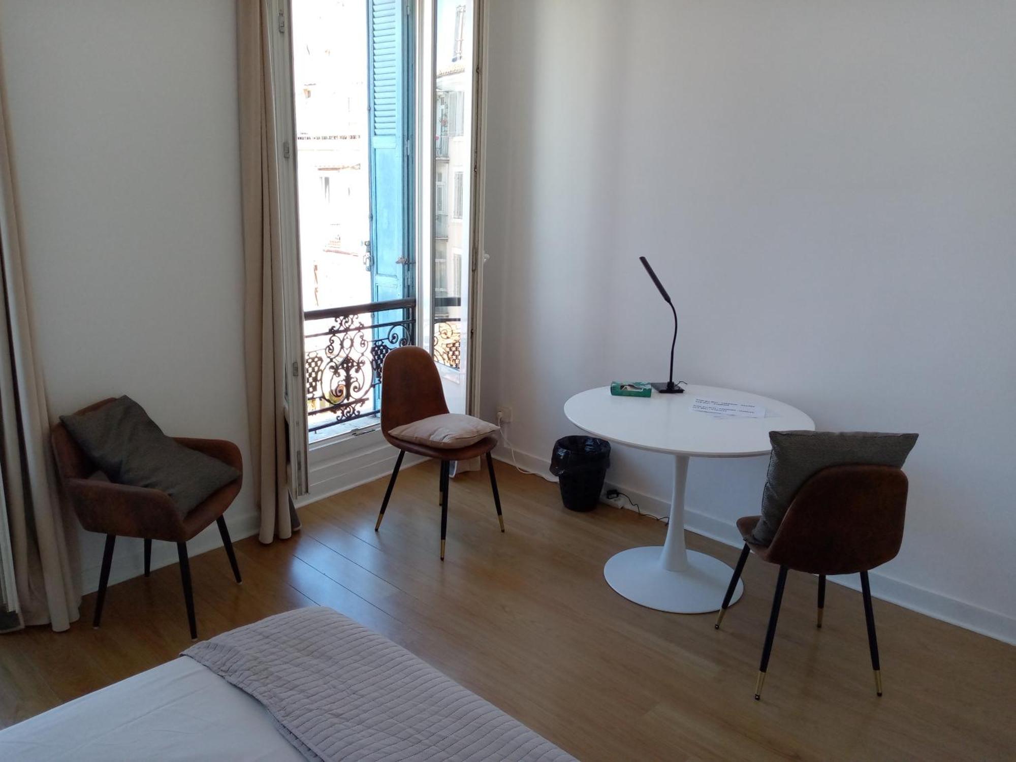 Quartier Le Plus Anime De Marseille "La Plaine Cours Julien "Chambre Avec Salle De Bain Wc Privee Integrees "Dans Appartement Экстерьер фото